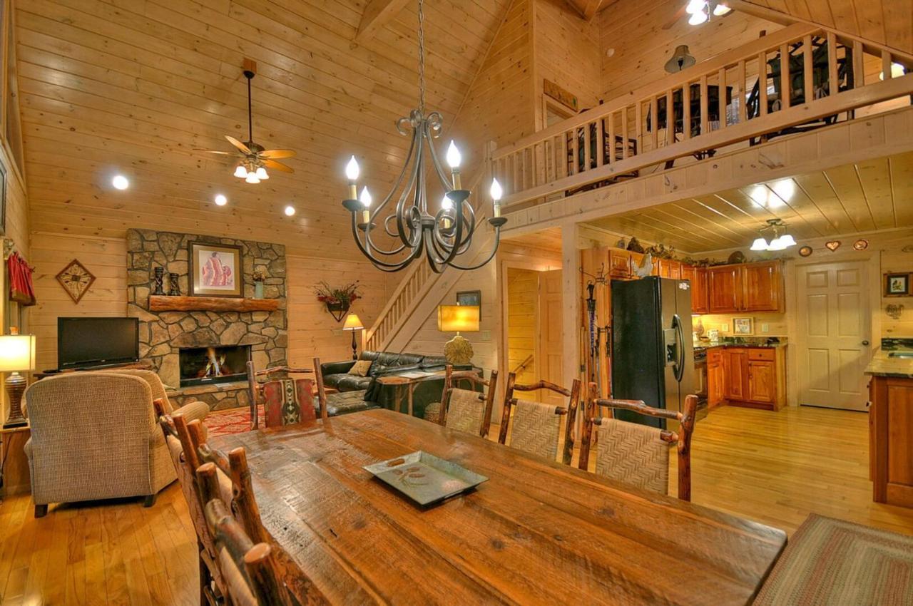 Aska Adventure Lodge 블루리지 외부 사진